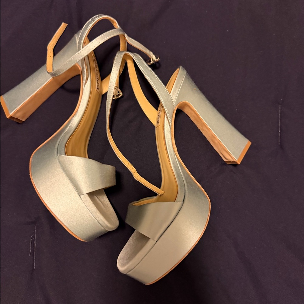Badgley Mischka blue mist Platform Heels